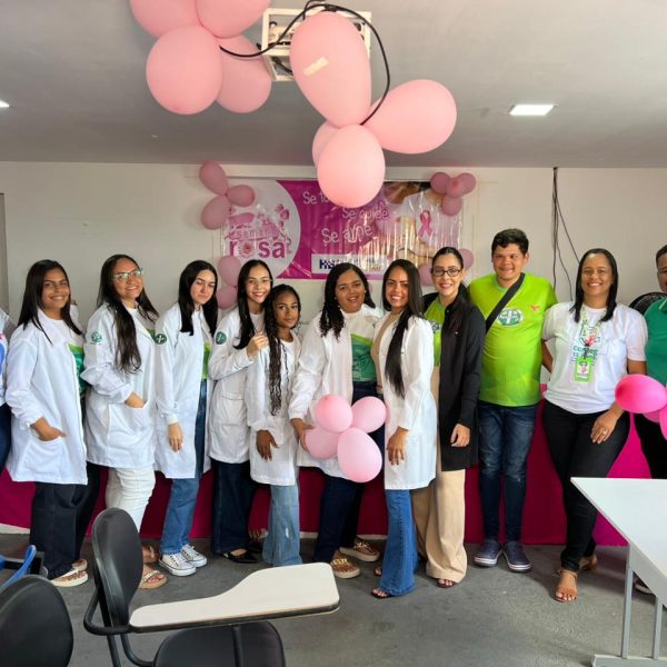 CENTEG participa de ação de conscientização ao Outubro Rosa no Hospital Belarmino Correia