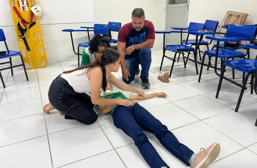 Turma 47 de Téc. em Enfermagem realiza prova prática de abordagem pré-hospitalar