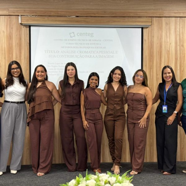 Dia de brilho e conquista: alunas de Estética se destacam em apresentação de TCC
